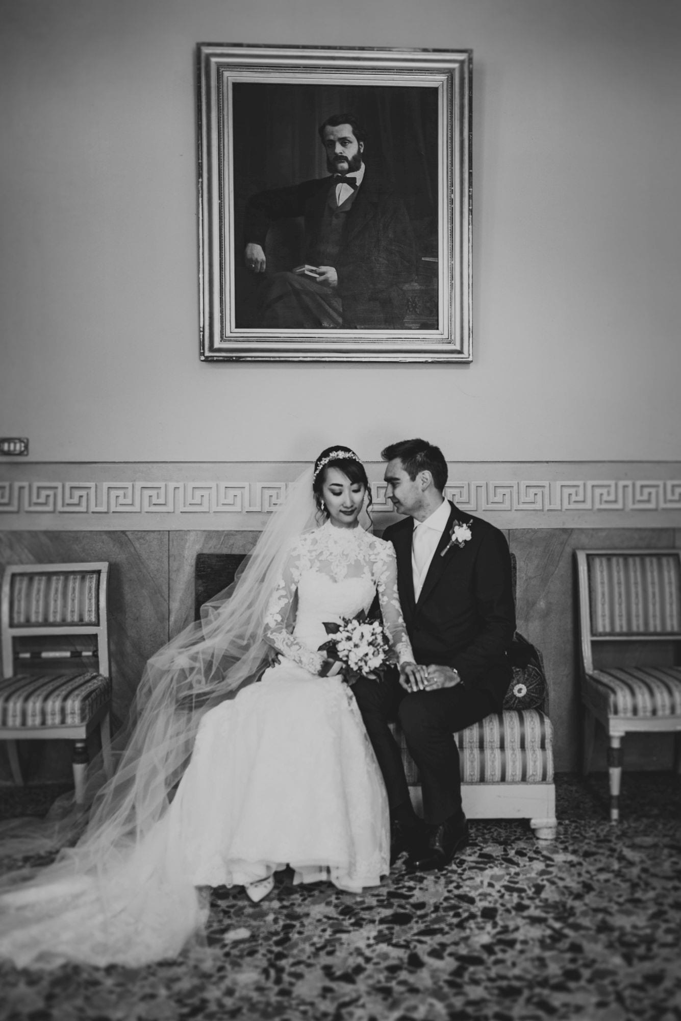 Matrimonio Wedding Photographer Paolo Lamperti Milano Varese Como Lake Destination Wedding Elegante Matrimonio a Villa Parravicini ritratto sposi sposa każakistan 