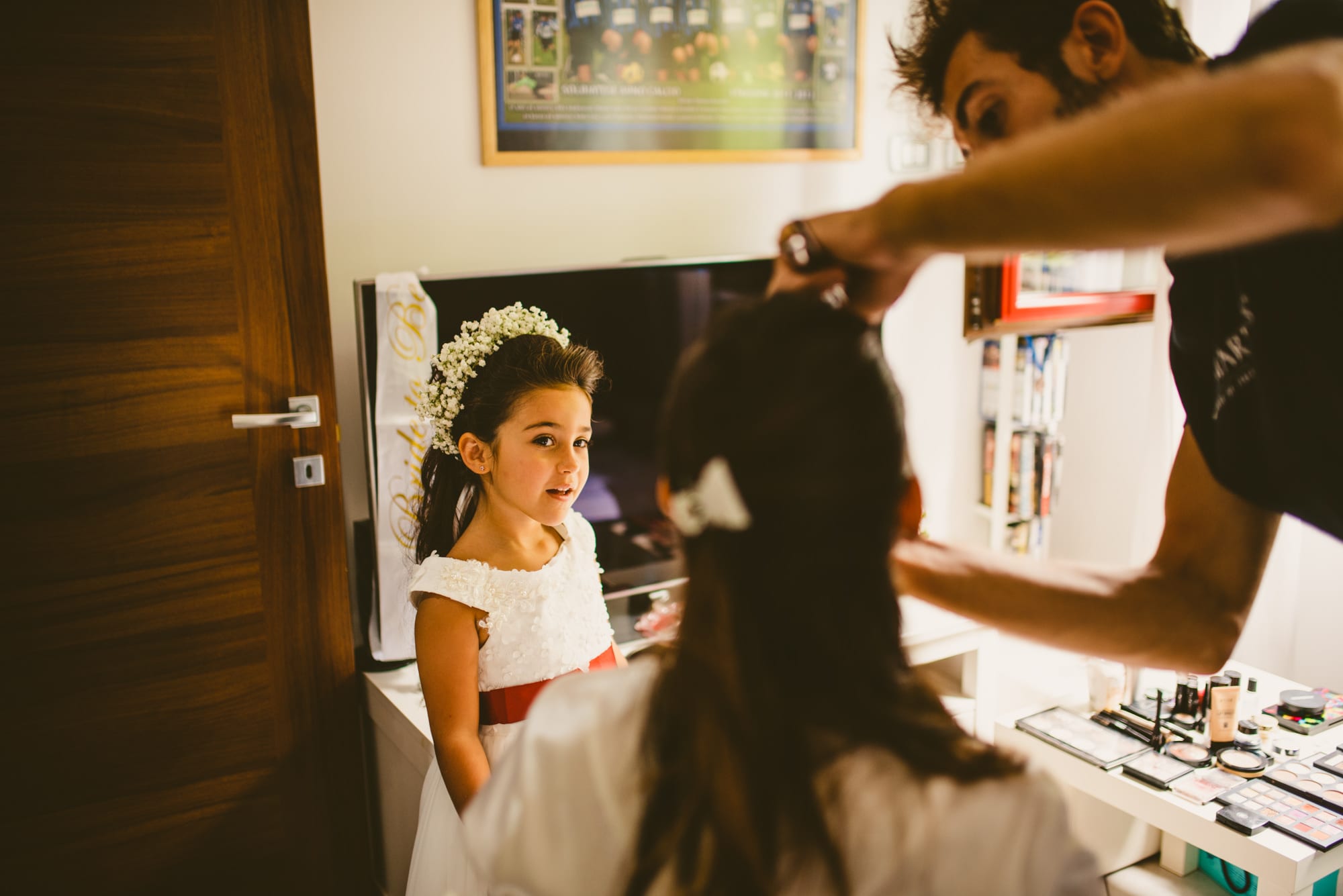 Fotografo Matrimonio Elegante a Villa Monte Morone preparazione sposa