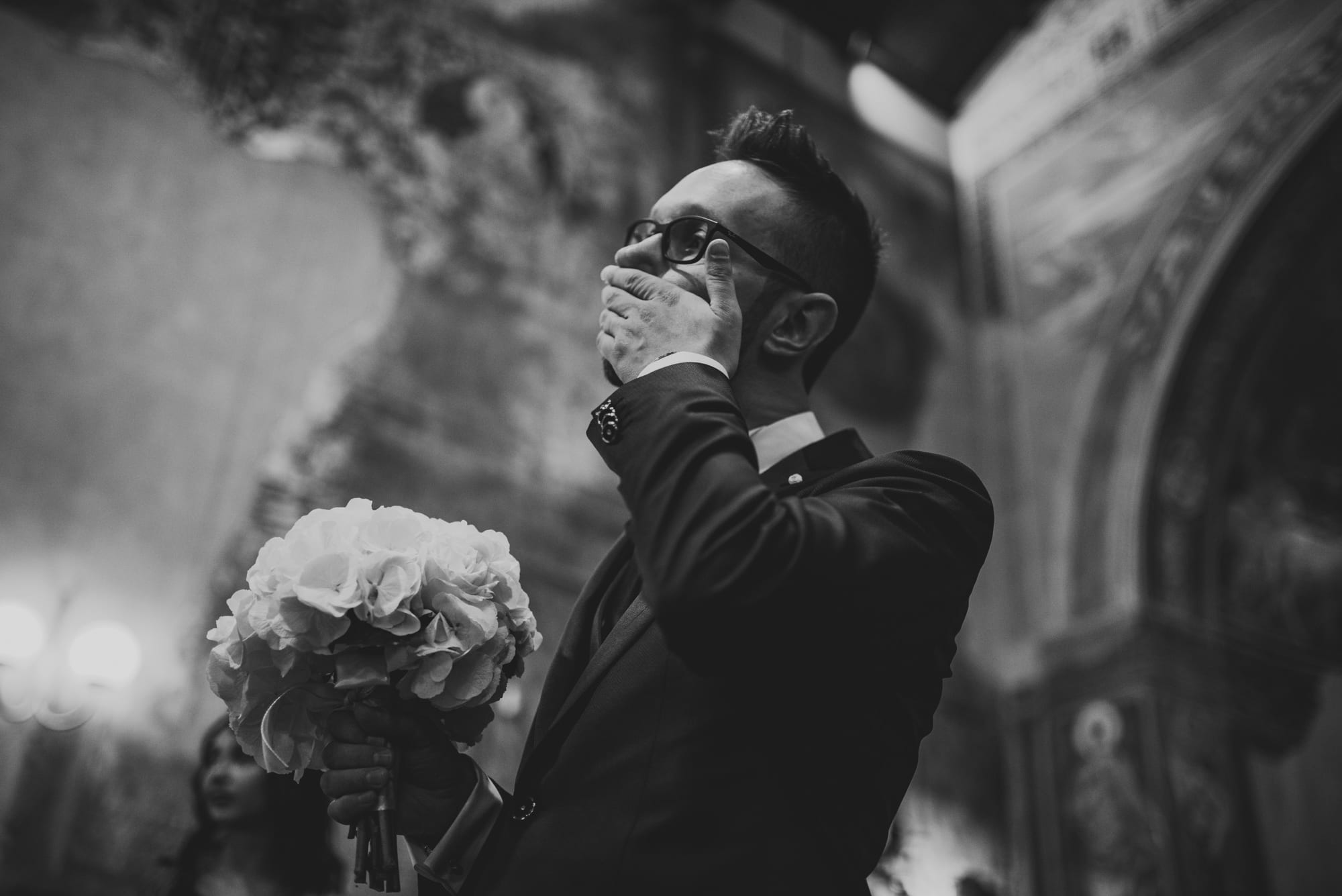 Fotografo Matrimonio Elegante a Villa Monte Morone cerimonia chiesa