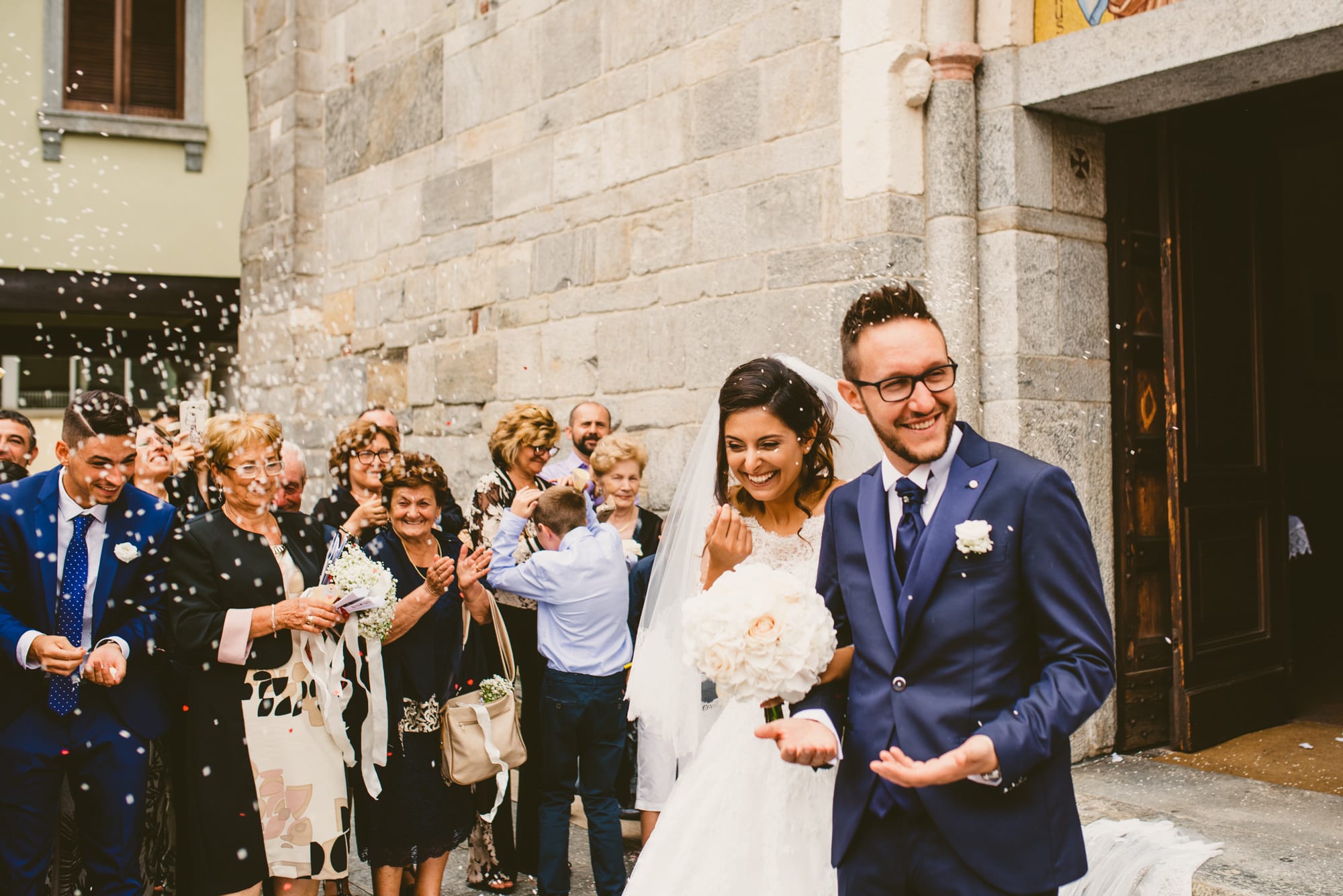 Fotografo Matrimonio Elegante a Villa Monte Morone cerimonia chiesa