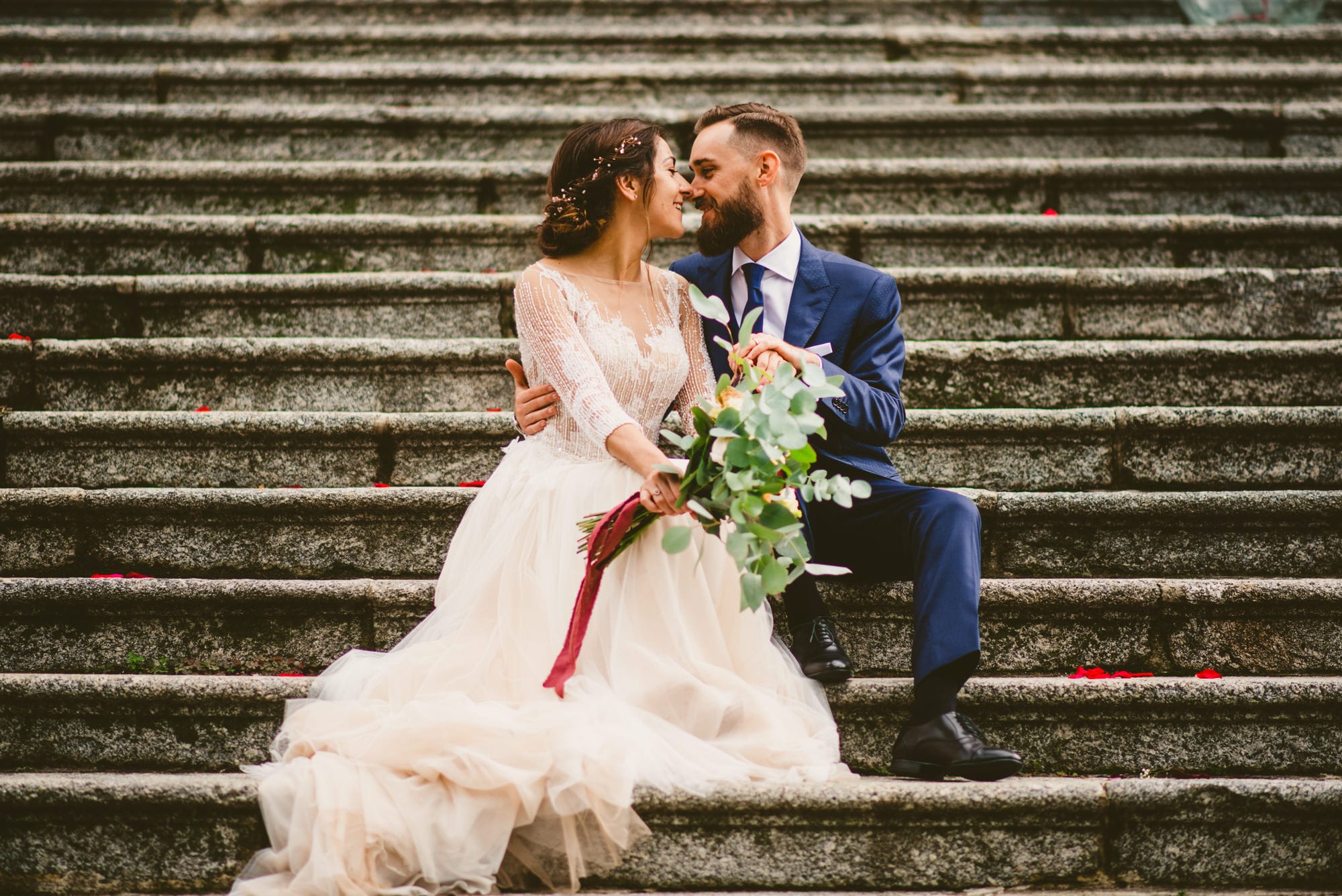Raffinato Matrimonio Castello Cernusco Lombardone ritratto sposi