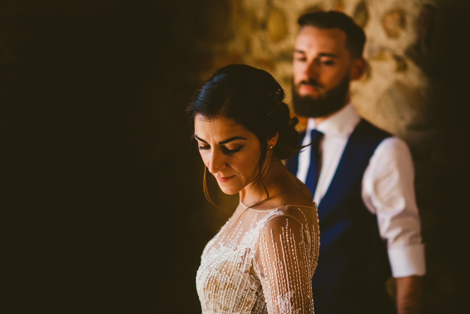 Raffinato Matrimonio Castello Cernusco Lombardone ritratto sposi