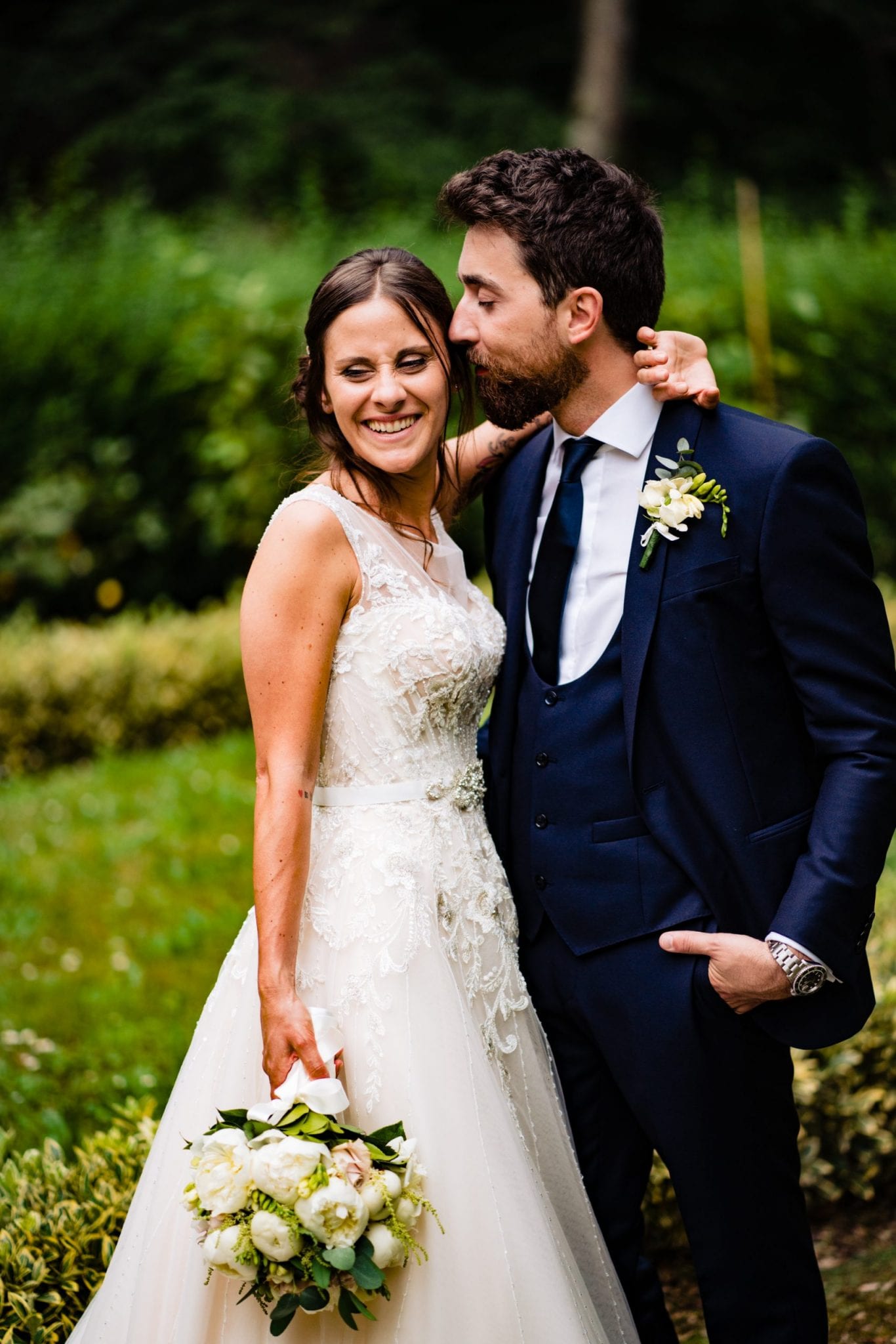 Fotografo Fotografia di Matrimonio Abbazia Santo Spirito Villa Giannone Ritratti intimi e moderni sposi