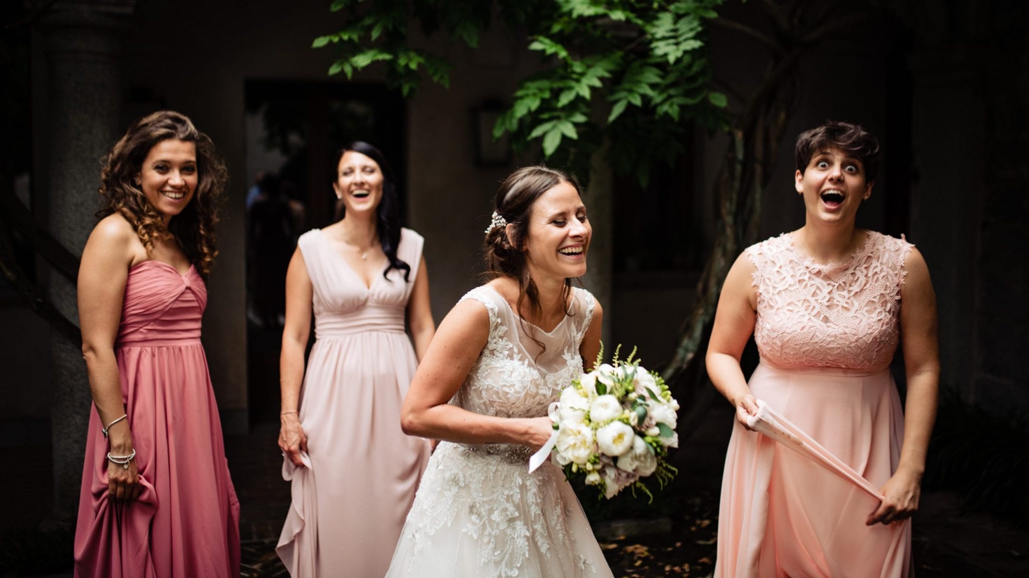 Fotografo Fotografia di Matrimonio Abbazia Santo Spirito Villa Giannone Ritratti damigelle