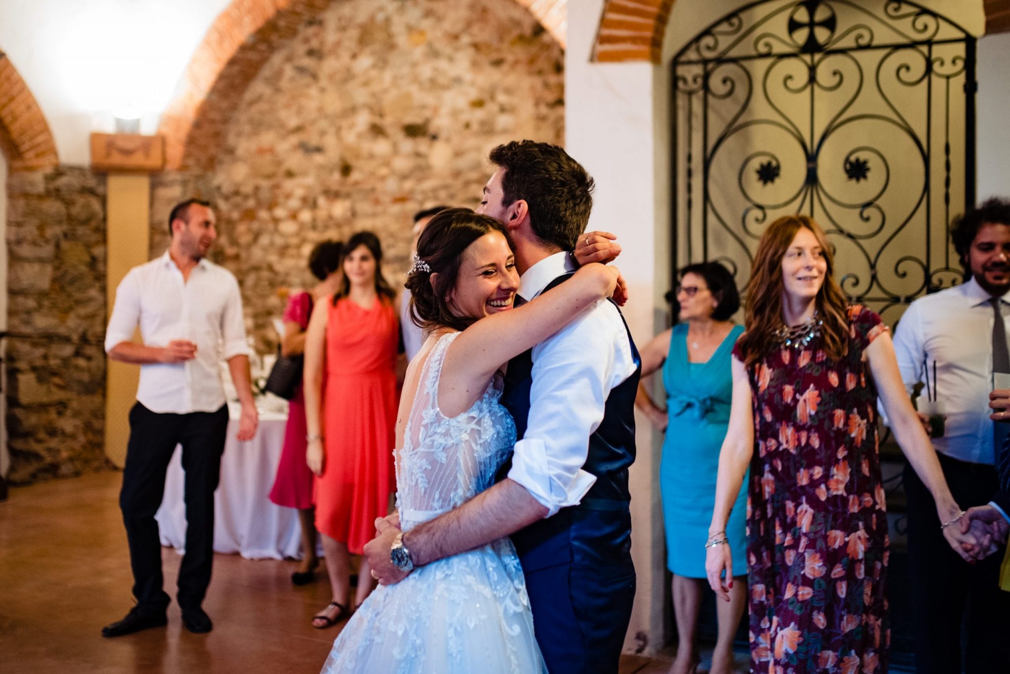 Fotografo Fotografia di Matrimonio Abbazia Santo Spirito Villa Giannone Dancefloor Balli Musica Victor Music VM
